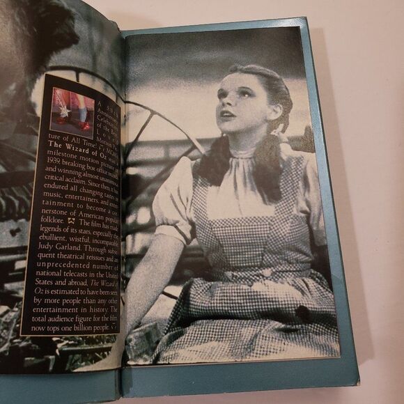 Vintage 1989 Wizard of Oz 50th Ann. VHS & Book - Picture 6 of 14